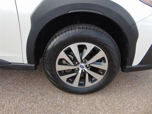 Certified 2024 Subaru Outback 2.5i image 27