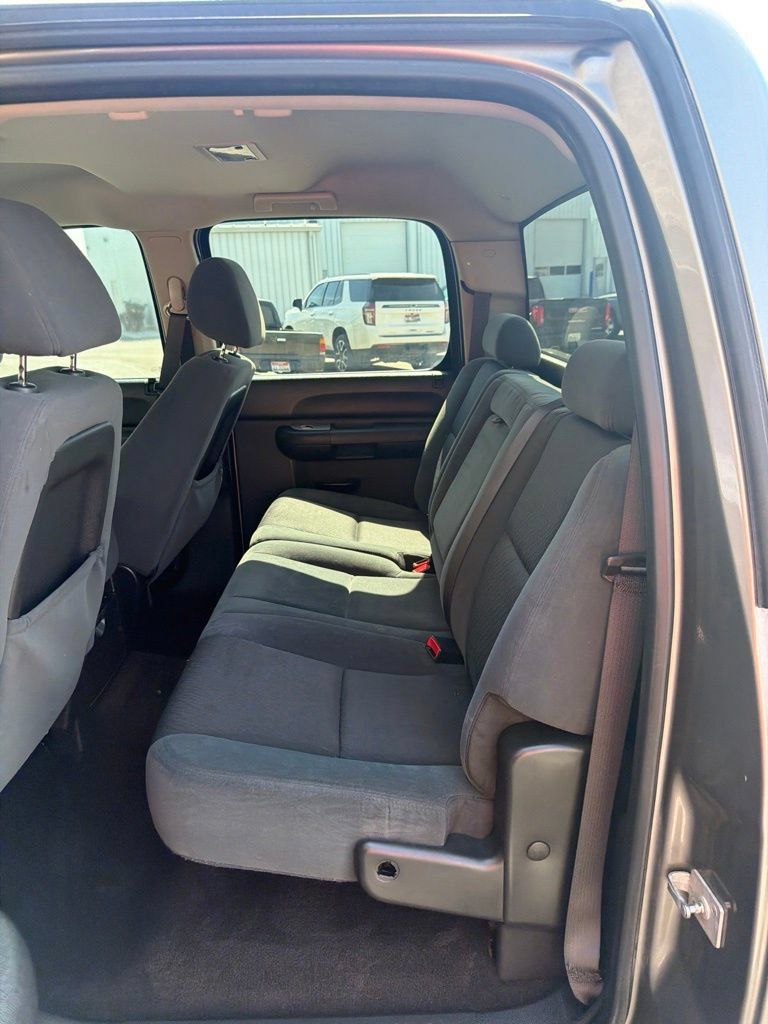 Used 2009 Chevrolet Silverado 1500 LT w/ Power Pack Plus AWD/4WD image 31