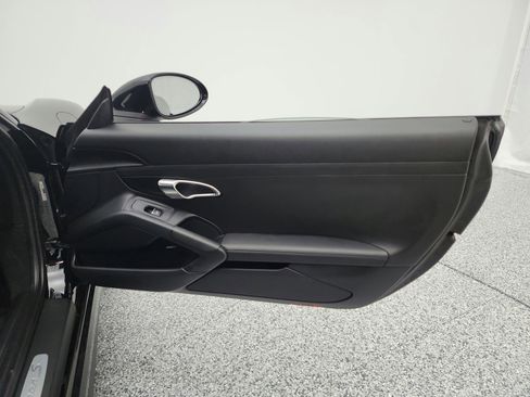 Used 2020 Porsche 718 Cayman S RWD image 24