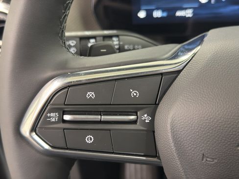 New 2026 Chevrolet Equinox LT AWD/4WD image 16