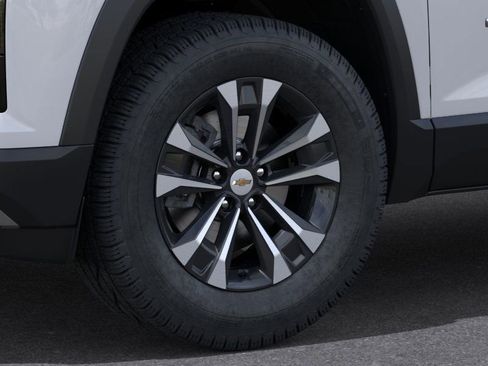 New 2026 Chevrolet Equinox LT image 9