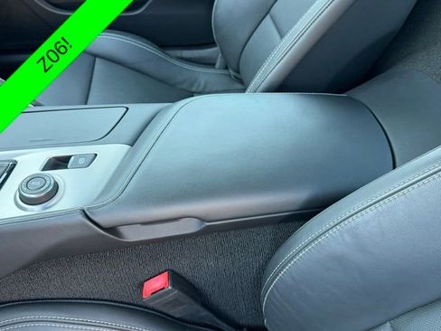 Used 2015 Chevrolet Corvette Z06 w/ 2LZ Preferred Equipment Group image 34