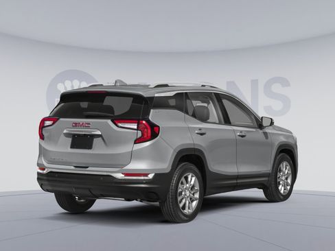 Used 2023 GMC Terrain Denali image 2