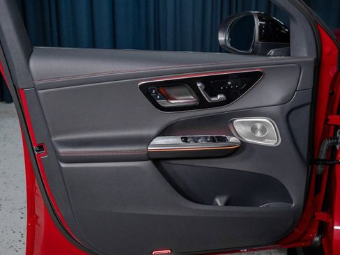 Certified 2024 Mercedes-Benz GLC 43 AMG 4MATIC image 11