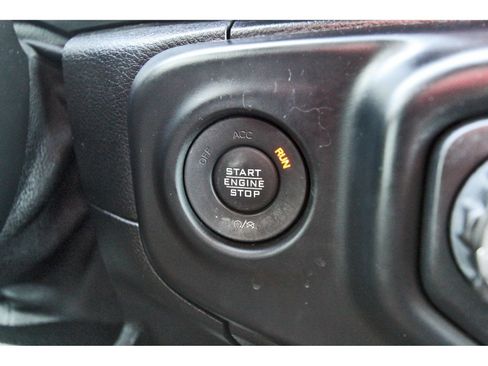 Used 2020 Jeep Wrangler Unlimited Sahara AWD/4WD image 20