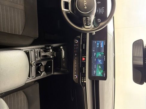 Used 2025 Kia K5 LXS FWD image 23