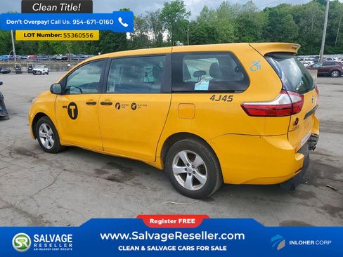 Used 2017 Toyota Sienna L FWD image 3