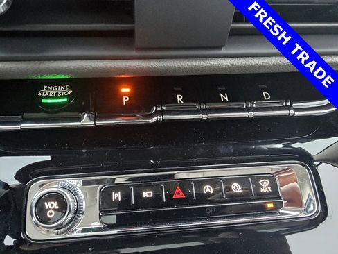 Certified 2023 Lincoln Corsair Reserve w/ Equipment Group 201A image 18