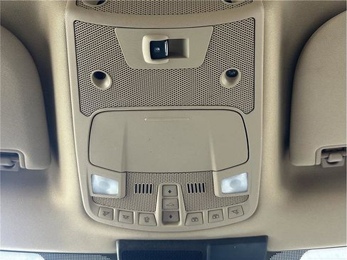 Used 2018 Ford F150 Lariat w/ Equipment Group 502A Luxury AWD/4WD image 26