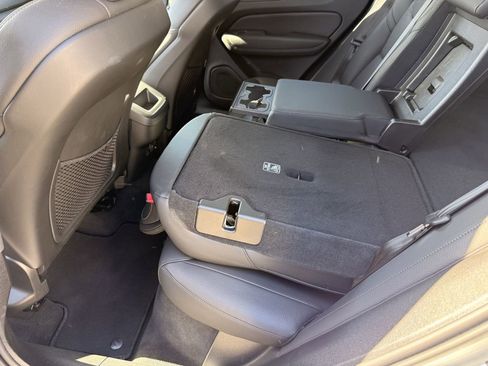 Certified 2025 Volvo XC60 B5 Plus image 35