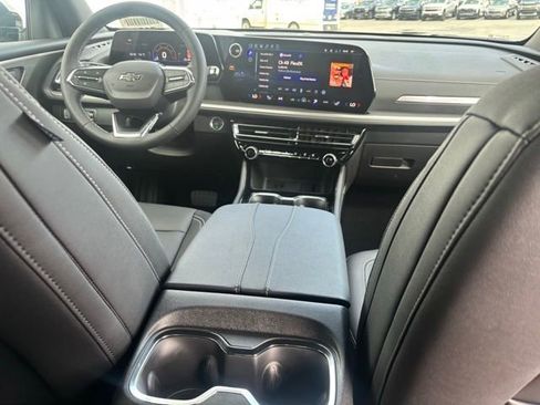 New 2026 Chevrolet Traverse LT w/ Midnight/Sport Edition image 18