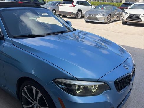 Used 2018 BMW 230i Convertible image 1