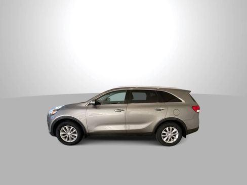 Used 2018 Kia Sorento LX image 5
