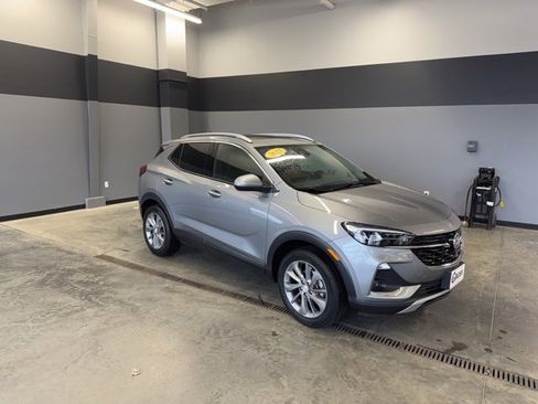 Used 2023 Buick Encore GX Essence w/ Experience Buick Package image 2