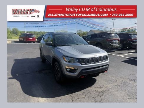 Used 2021 Jeep Compass Trailhawk AWD/4WD image 1