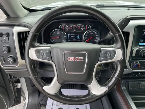 Used 2018 GMC Sierra 1500 SLT AWD/4WD image 16