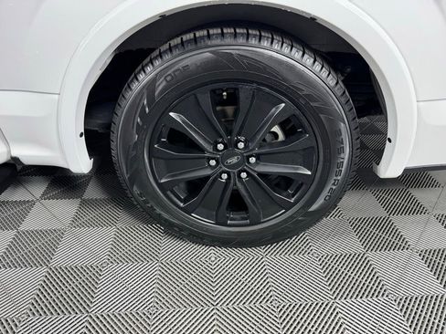 Used 2020 Ford F150 XLT w/ Equipment Group 302A Luxury image 32