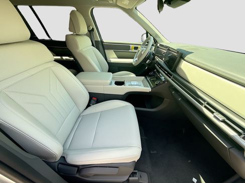 New 2026 Hyundai Santa Fe SEL FWD image 20