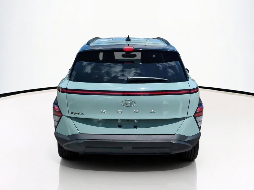 Used 2027 Hyundai Kona SEL Sport FWD image 6