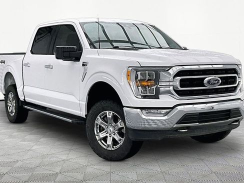 Certified 2021 Ford F150 XLT w/ Equipment Group 302A High image 12