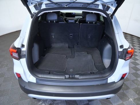 Certified 2025 Ford Escape Platinum AWD/4WD image 29