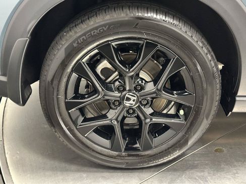 Certified 2025 Honda HR-V Sport image 16
