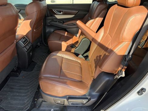 Used 2022 Subaru Ascent Touring w/ Popular Package #2A AWD/4WD image 9