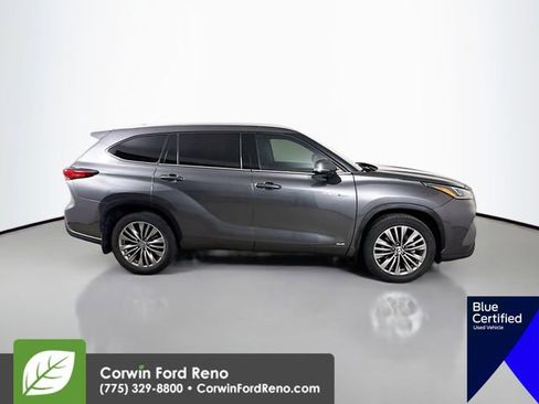 Used 2021 Toyota Highlander Platinum AWD/4WD image 10