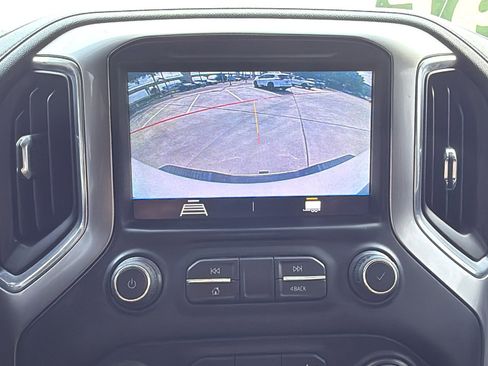 Used 2020 Chevrolet Silverado 2500 LT w/ Z71 Off-Road Package AWD/4WD image 22