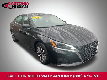 Used 2024 Nissan Altima 2.5 SV