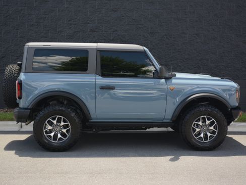 Used 2023 Ford Bronco Badlands AWD/4WD image 8