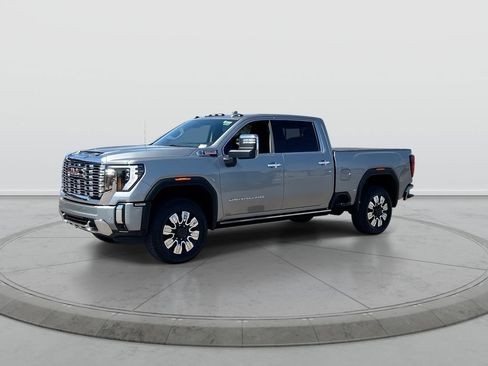 Used 2025 GMC Sierra 3500 Denali w/ Denali Reserve Package AWD/4WD image 4