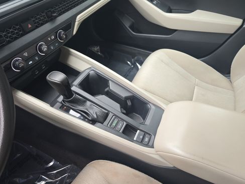 Used 2023 Honda Accord LX image 24