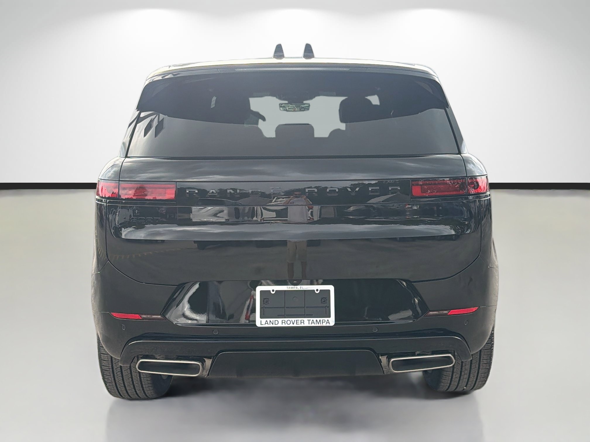 New 2027 Land Rover Range Rover Sport Dynamic SE AWD/4WD image 4