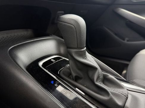 Used 2024 Toyota Corolla LE image 19