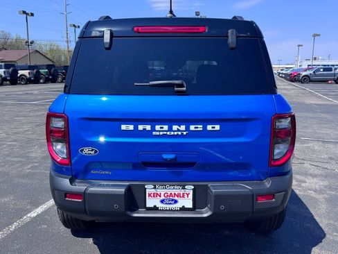 New 2026 Ford Bronco Sport Outer Banks AWD/4WD image 10