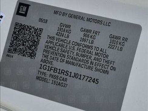 Used 2018 Chevrolet Camaro LT w/ RS Package RWD image 12