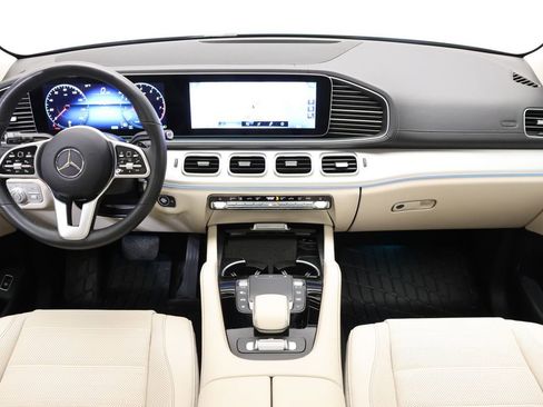 Certified 2023 Mercedes-Benz GLS 450 4MATIC image 18