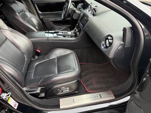 Used 2014 Jaguar XJ R LWB RWD image 52