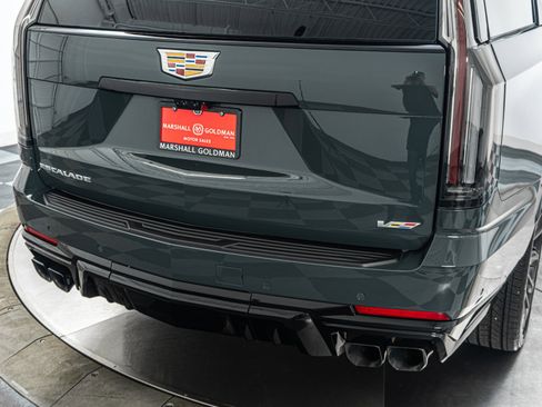 Used 2026 Cadillac Escalade V AWD/4WD image 43