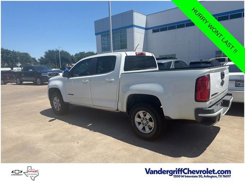 Used 2018 Chevrolet Colorado W/T w/ LPO, Premium Interior Package RWD image 8