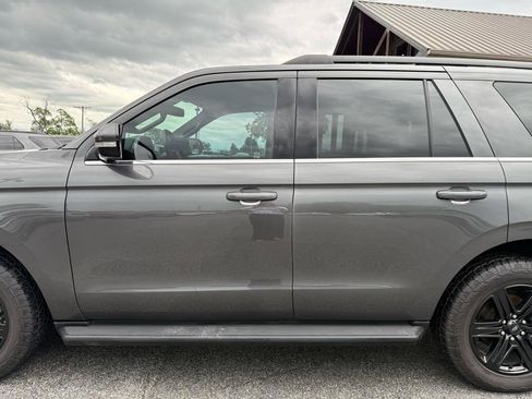 Used 2019 Ford Expedition XLT w/ Equipment Group 201A RWD image 38