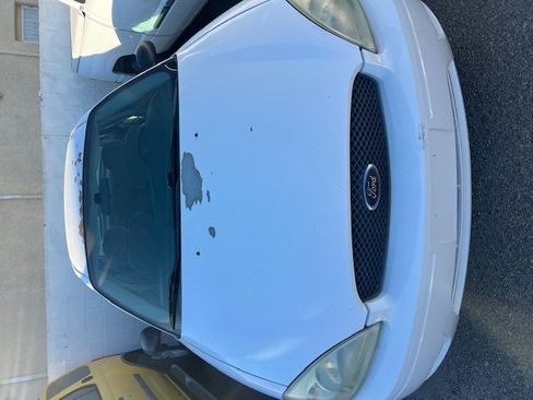 Used 2007 Ford Taurus SE FWD image 7