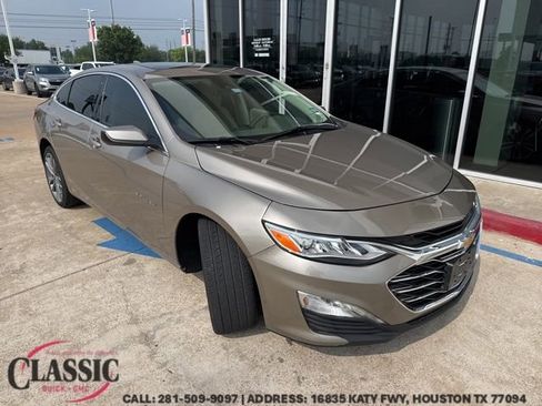 Used 2024 Chevrolet Malibu LT FWD image 1