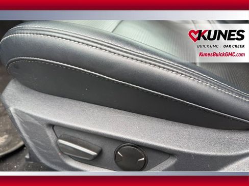 Used 2024 Ford Mustang Premium RWD image 10