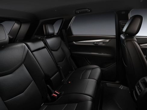 New 2026 Cadillac XT5 Luxury FWD image 10
