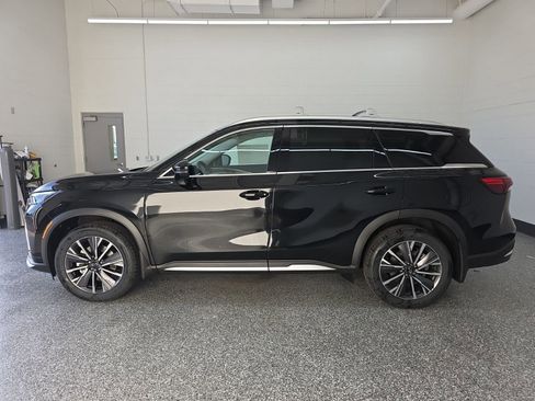 New 2026 INFINITI QX60 Luxe w/ Cargo Package image 2
