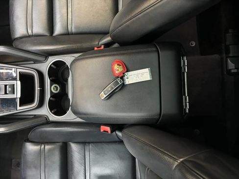 Used 2020 Porsche Cayenne AWD/4WD image 21