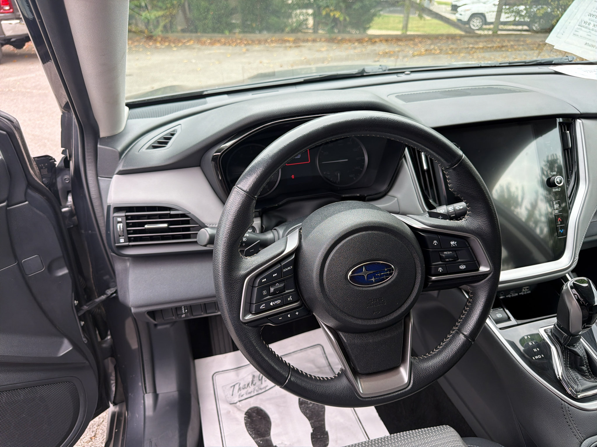 Used 2024 Subaru Outback Premium AWD/4WD image 12