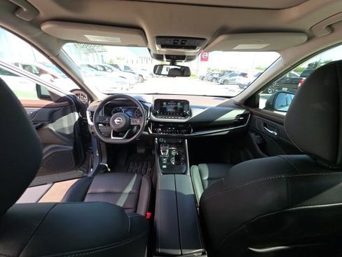 Used 2023 Nissan Rogue SL w/ SL Premium Package FWD image 26